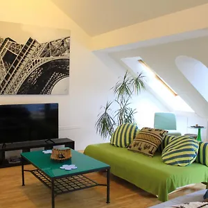 Apartment Beautiful In The City Center, Prag